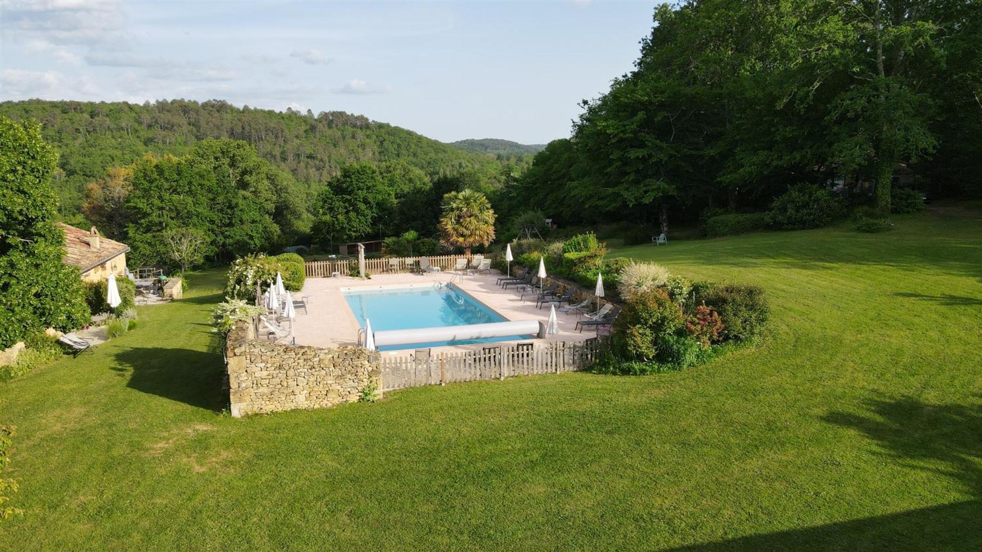 Domaine De Cournet Haut, A 17Th Century Property Set On A Calm, Idyllic Domain With Pool, Tennis, Bikes And More Les Vauries Экстерьер фото